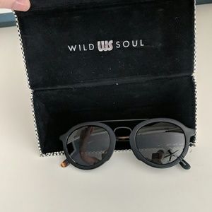 🌊 Wild Soul, Matte Black Round Sunglasses